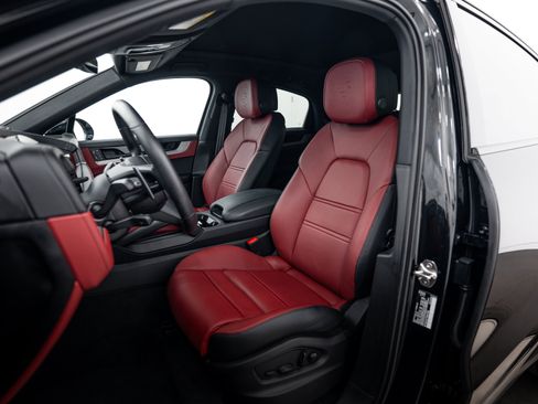 Certified 2026 Porsche Cayenne S AWD/4WD image 21