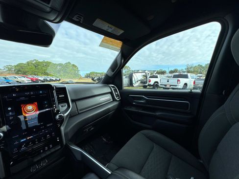 Used 2025 RAM 1500 Big Horn image 28