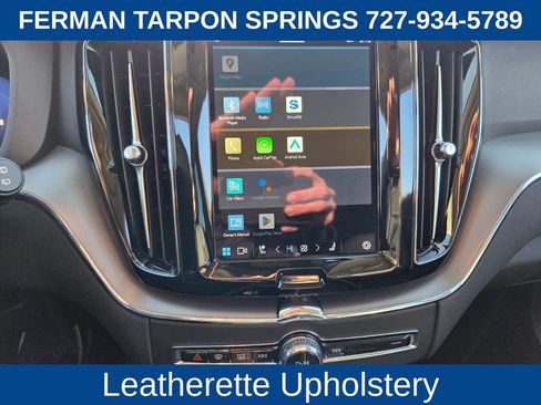 Certified 2025 Volvo XC60 B5 Core image 25