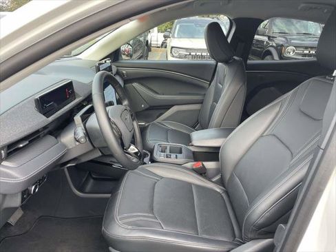 Used 2025 Ford Mustang Mach-E Premium image 13