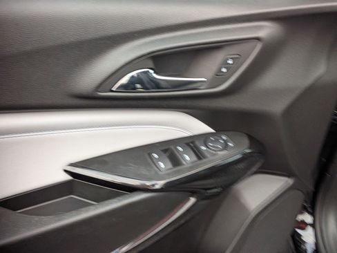 Certified 2025 Chevrolet Trax LT w/ LT Convenience Package image 14