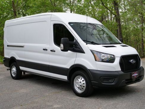 Used 2024 Ford Transit 350 148 Medium Roof AWD image 4