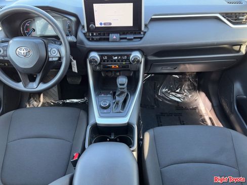 Certified 2025 Toyota RAV4 LE AWD/4WD image 17