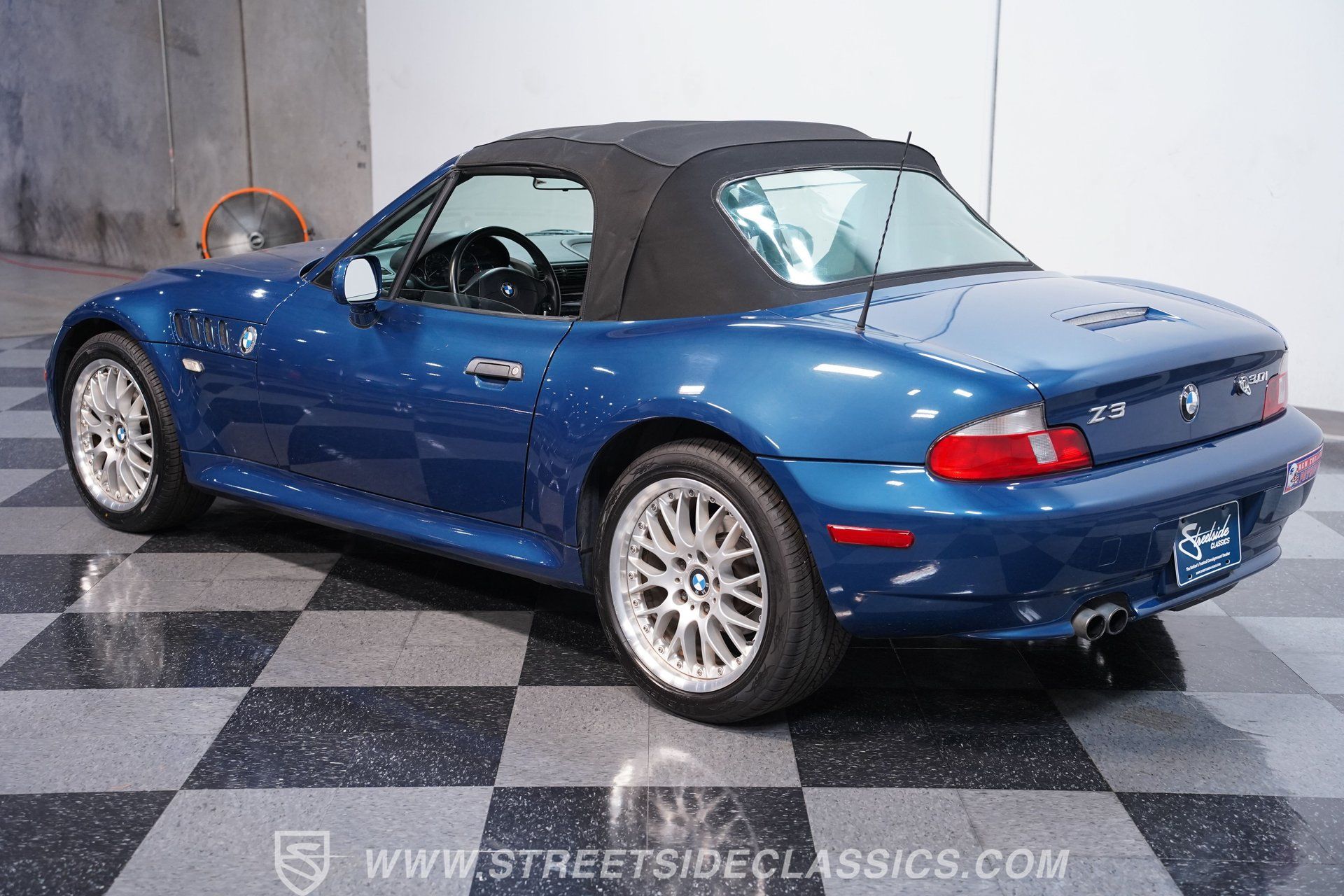 Used 2001 BMW Z3 3.0i RWD image 7