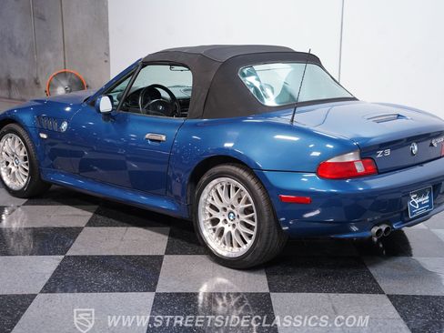 Used 2001 BMW Z3 3.0i RWD image 7