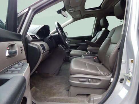 Used 2014 Honda Odyssey Touring image 14