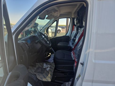 Used 2025 RAM ProMaster 3500 FWD image 7