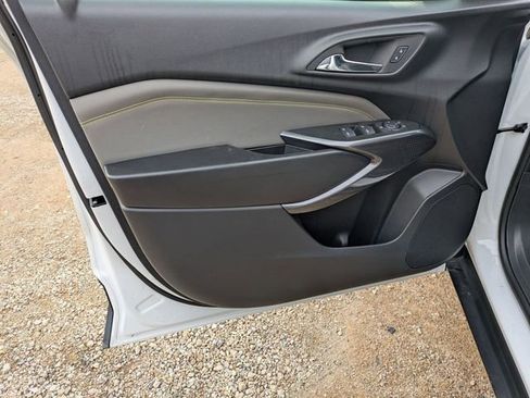 New 2026 Chevrolet Trax ACTIV w/ Sunroof Package image 8