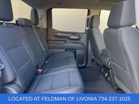 Used 2023 Chevrolet Silverado 1500 LT image 25
