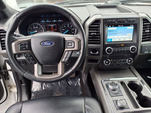 Used 2019 Ford Expedition Max XLT w/ Equipment Group 201A image 14