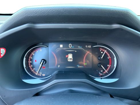 Used 2024 Toyota RAV4 Adventure image 11