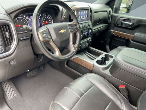 Certified 2023 Chevrolet Silverado 2500 High Country w/ LPO, Hitch Package image 4