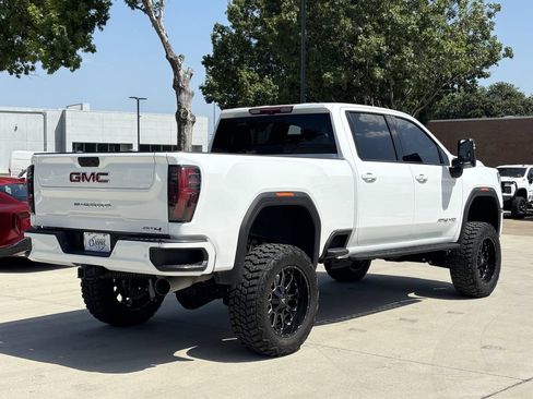Used 2026 GMC Sierra 2500 AT4 w/ AT4 Premium Plus Package AWD/4WD image 3