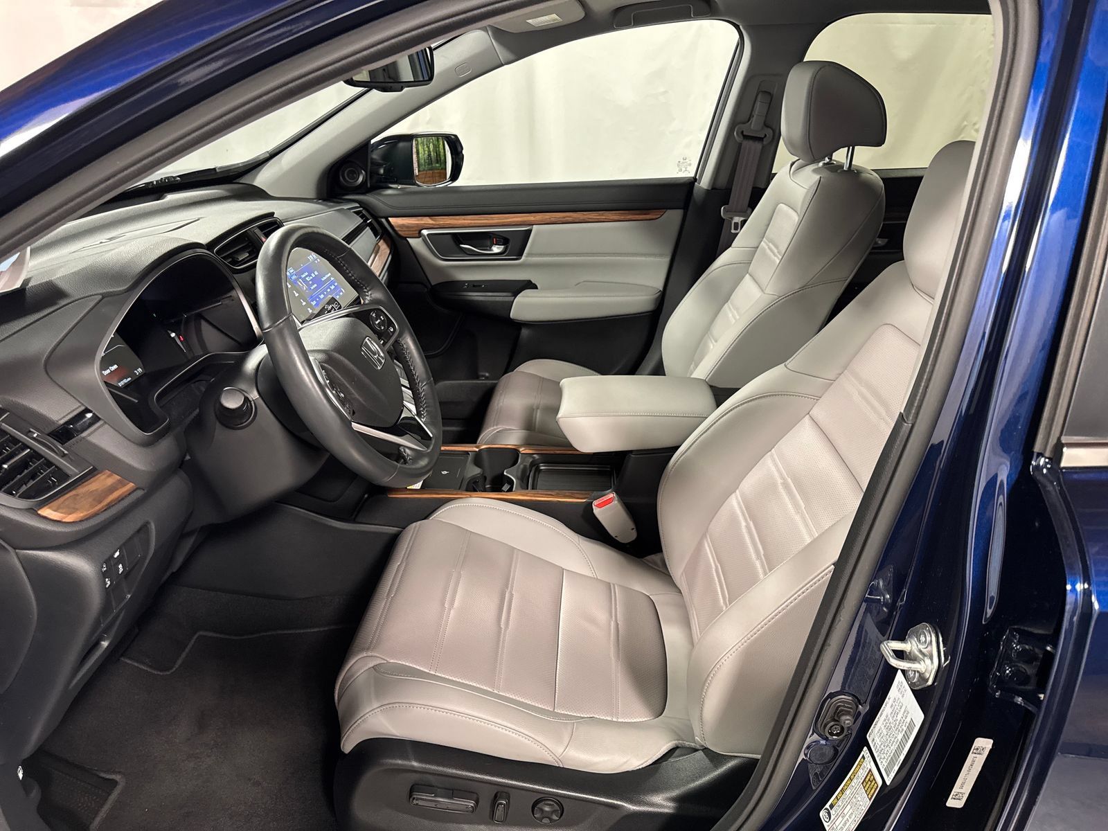 Certified 2020 Honda CR-V Touring image 3