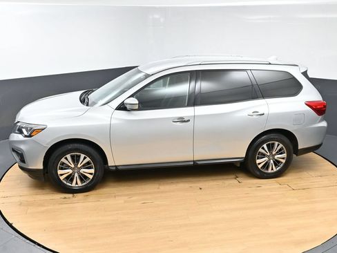 Used 2020 Nissan Pathfinder SV AWD/4WD image 43