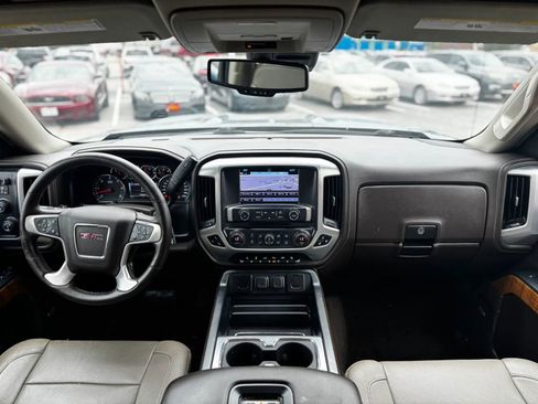 Used 2018 GMC Sierra 1500 SLT AWD/4WD image 15