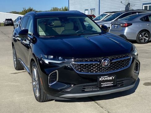 Used 2022 Buick Envision Avenir w/ Technology Package II image 8