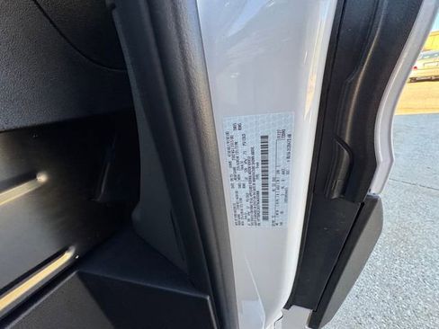 New 2026 Ford Transit 250 148 Medium Roof Extended AWD w/ Load Area Protection Package image 28