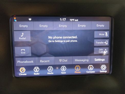 Used 2020 Jeep Cherokee Latitude FWD image 25