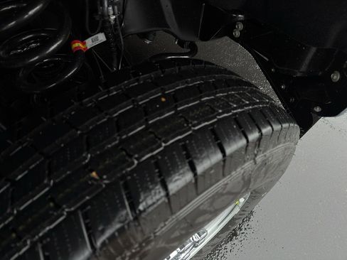 New 2026 Ford F250 XL w/ XL Chrome Package image 9