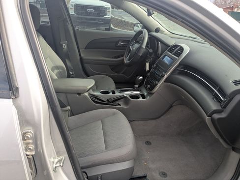 Used 2014 Chevrolet Malibu LS image 27