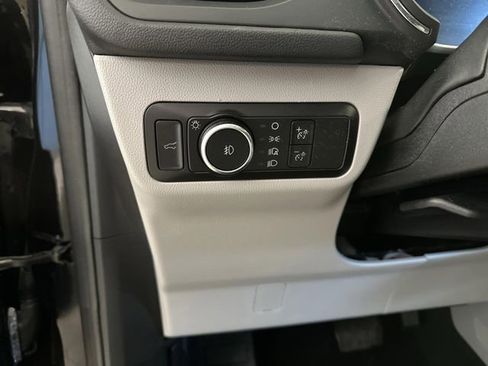 Certified 2023 Ford Escape Platinum image 25