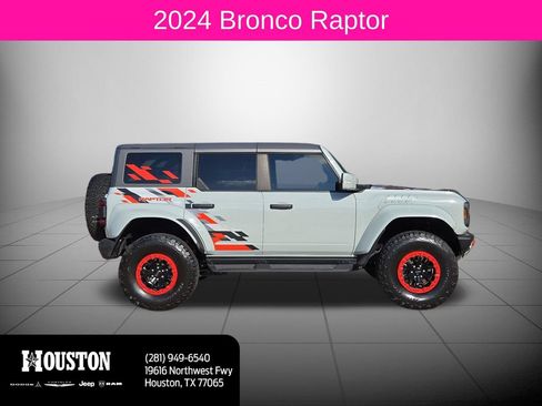 Used 2024 Ford Bronco Raptor AWD/4WD image 2