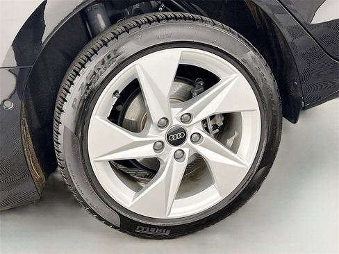 Used 2024 Audi A3 2.0T Premium w/ Convenience Package image 28