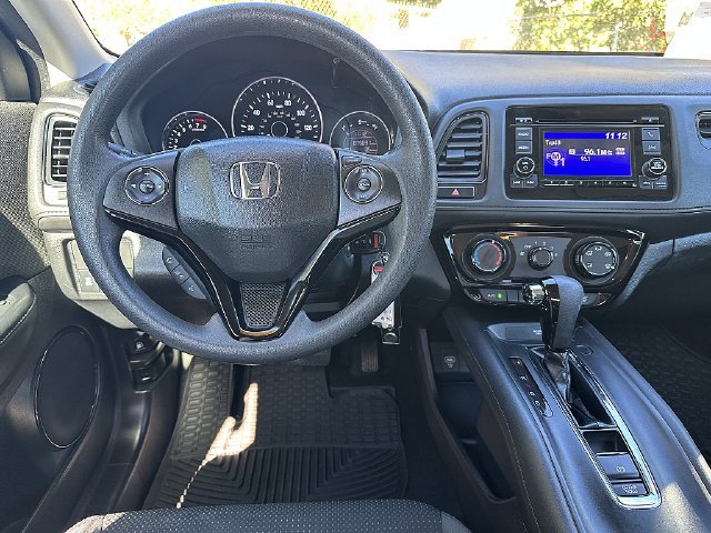 Used 2019 Honda HR-V LX image 12