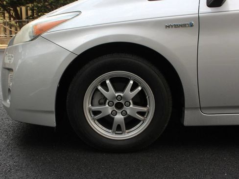 Used 2010 Toyota Prius Three FWD image 11