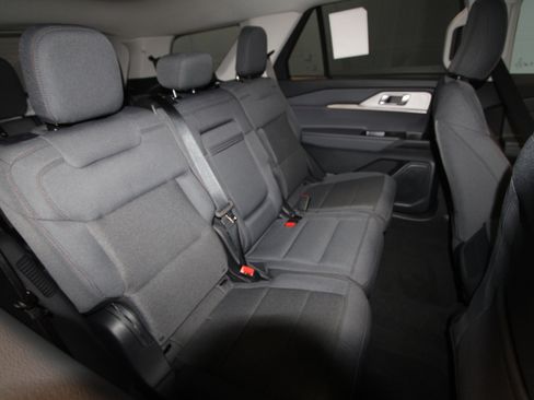 New 2026 Ford Explorer Active image 18