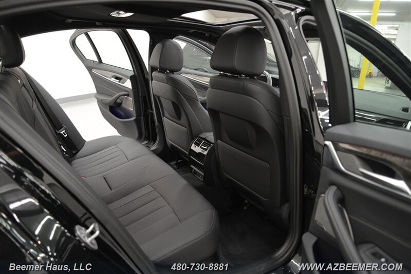 Used 2023 BMW 530i w/ M Sport Package RWD image 26