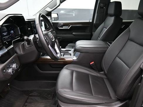 Used 2024 GMC Sierra 1500 Elevation w/ Elevation Premium Package image 10