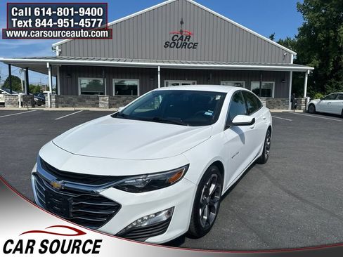 Used 2024 Chevrolet Malibu LT FWD image 1