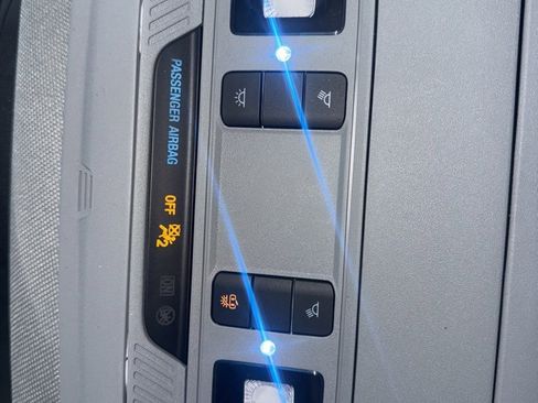 Certified 2023 Ford Explorer XLT w/ Equipment Group 202A image 26