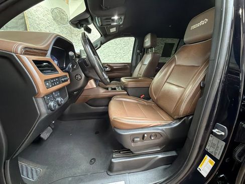 Used 2023 Chevrolet Suburban High Country AWD/4WD image 27