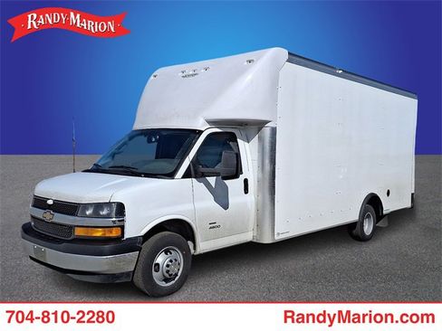 New 2025 Chevrolet Express 4500 Extended w/ Power Convenience Package image 1