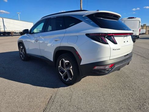 Used 2023 Hyundai Tucson Limited AWD/4WD image 5