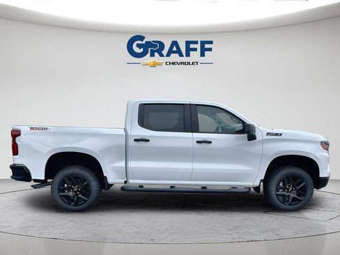 New 2026 Chevrolet Silverado 1500 Custom Trail Boss w/ LPO, Dark Essentials Package AWD/4WD image 9