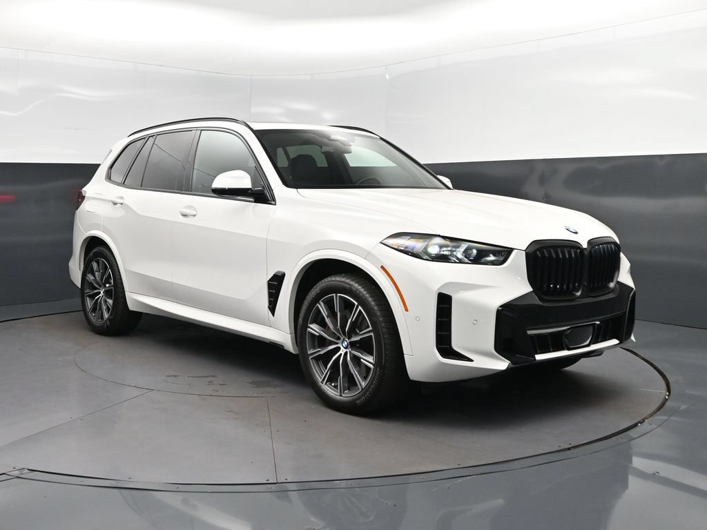 Used 2026 BMW X5 sDrive40i w/ M Sport Package RWD image 9
