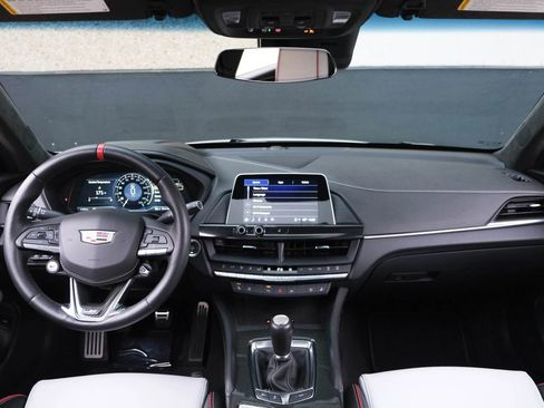 Used 2022 Cadillac CT4 V Blackwing w/ Carbon Fiber 1 Package image 40