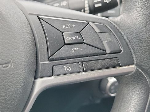 Certified 2022 Nissan Kicks S FWD image 29