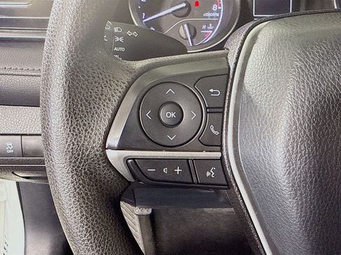 Used 2021 Toyota Camry LE FWD image 14
