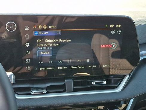 Used 2026 Chevrolet Equinox LT FWD image 16