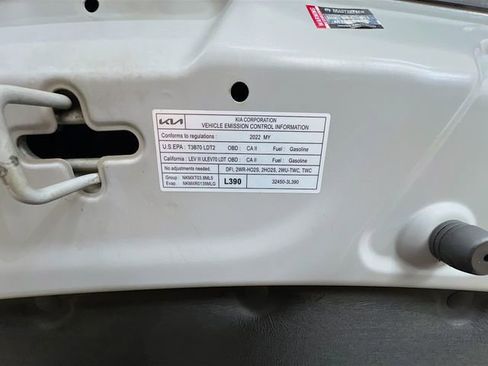 Used 2022 Kia Telluride EX w/ EX Premium Package image 36