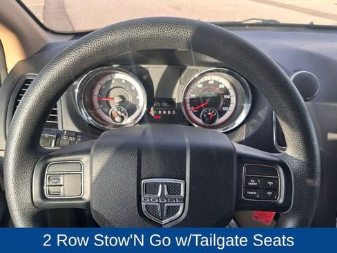 Used 2013 Dodge Grand Caravan SE FWD image 16