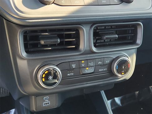 Used 2024 Ford Maverick XL w/ Equipment Group 100A Standard image 20