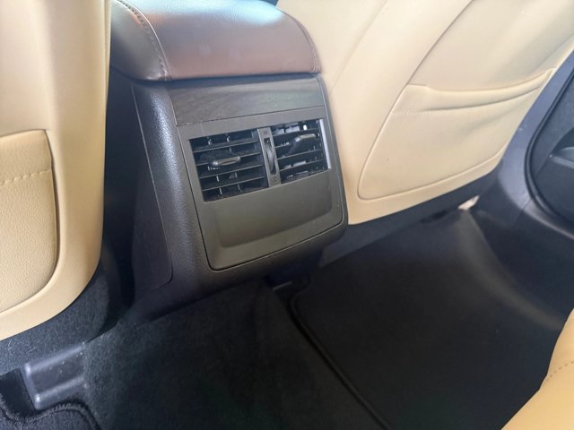 Used 2018 Toyota Avalon XLE Premium FWD image 16