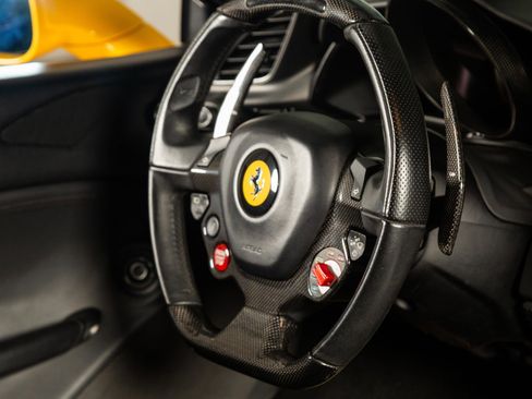 Used 2016 Ferrari 488 GTB RWD image 36