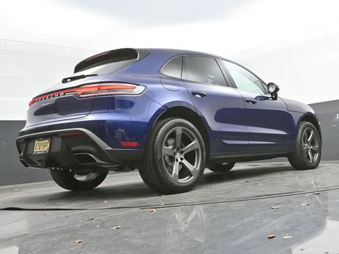 New 2026 Porsche Macan image 34